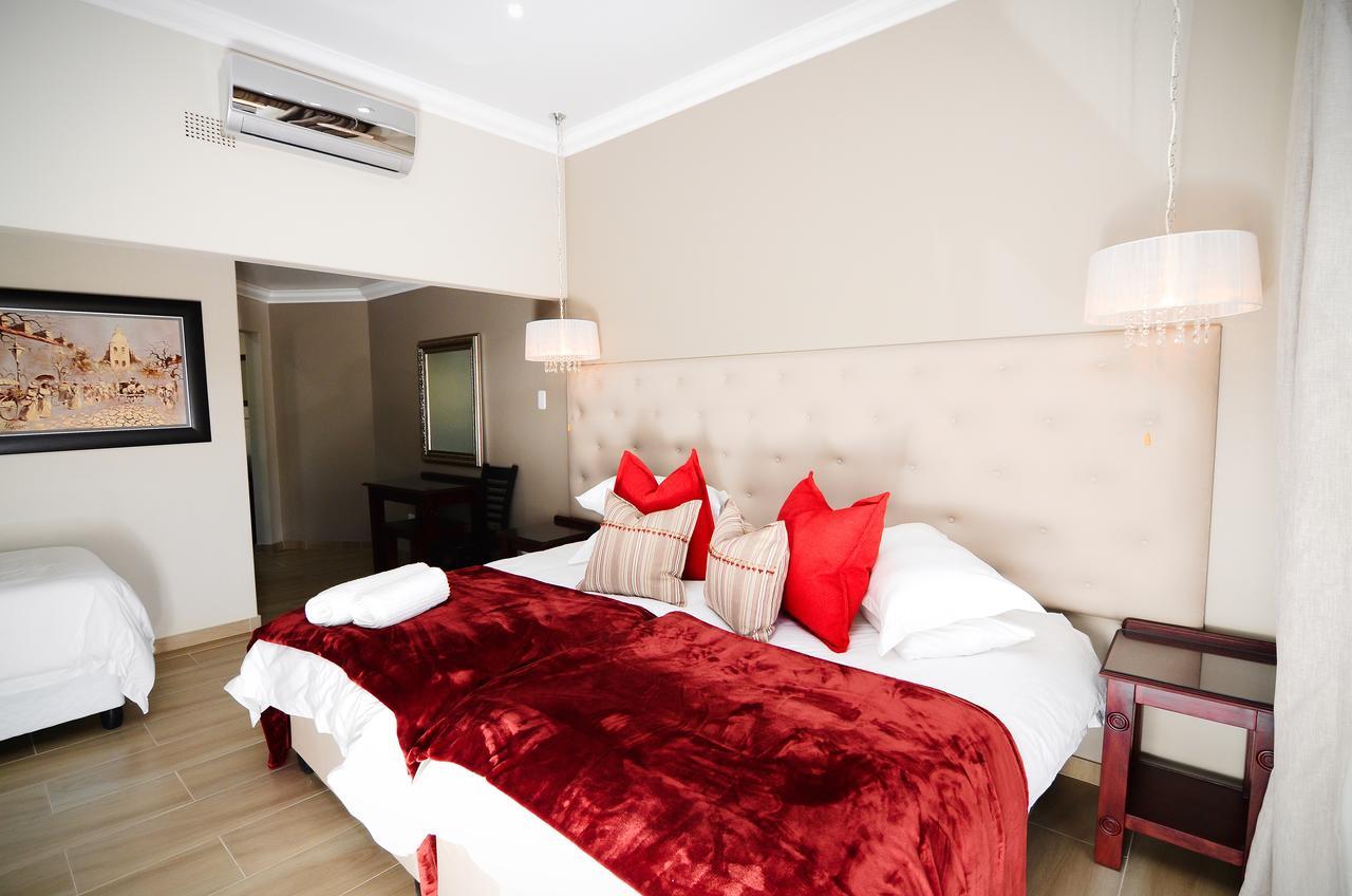 Abella Bed And Breakfast Vryburg Exterior photo